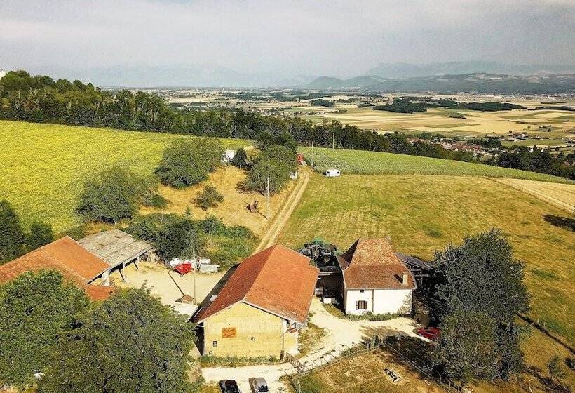 مبيت وإفطار Au Dessus De Parady