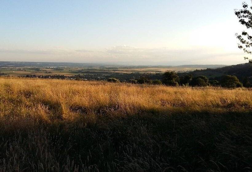 مبيت وإفطار Au Dessus De Parady