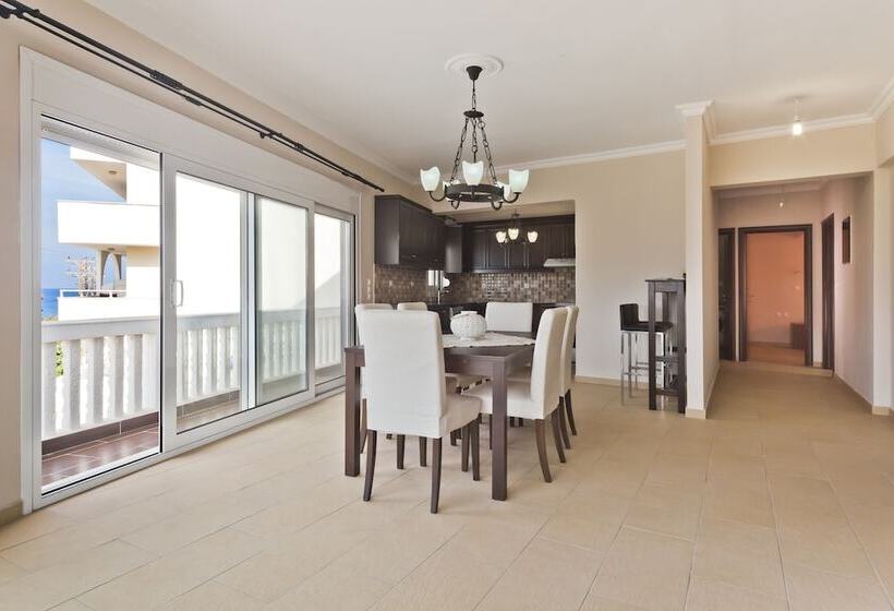Lux Seaview Apartment