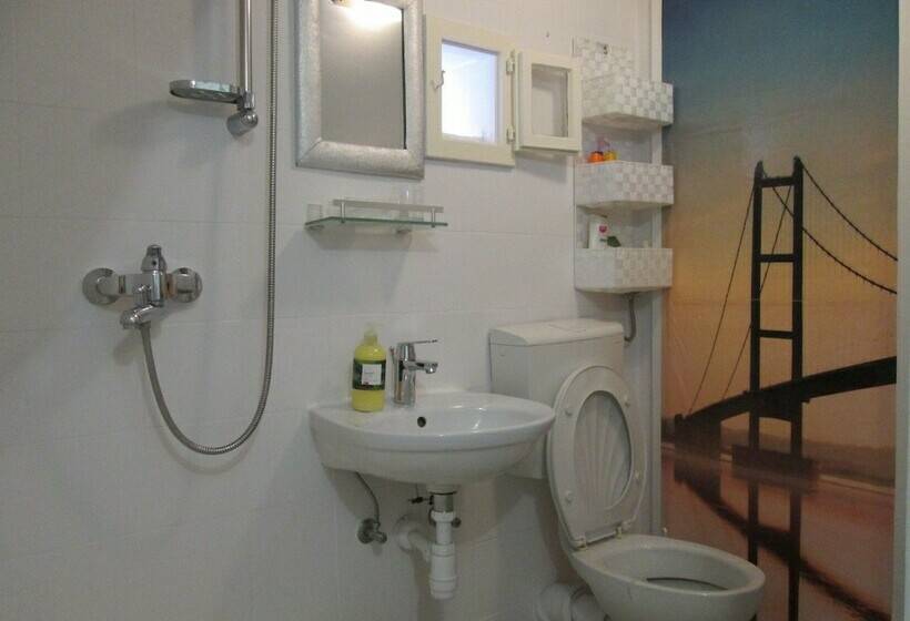 Panzió Cozy En Suite Rm On Dumanica