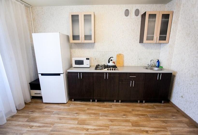 Apartment On Pobedy 6