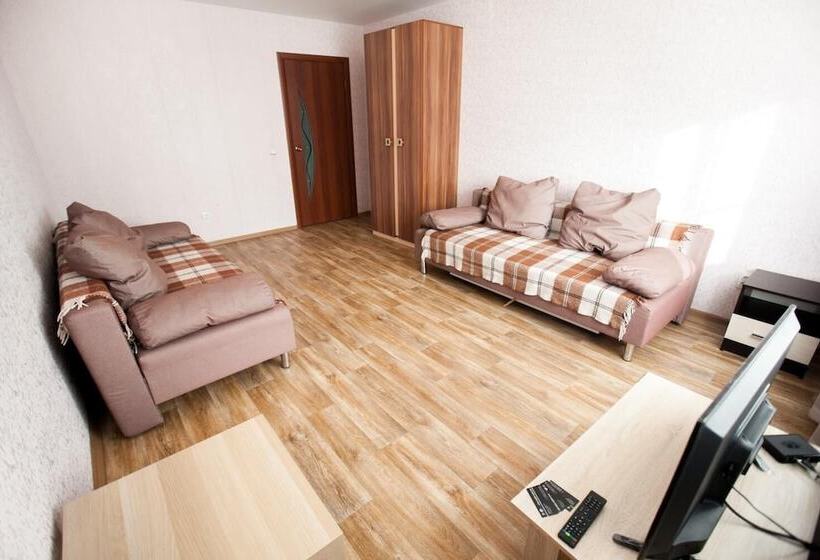 Apartment On Pobedy 6