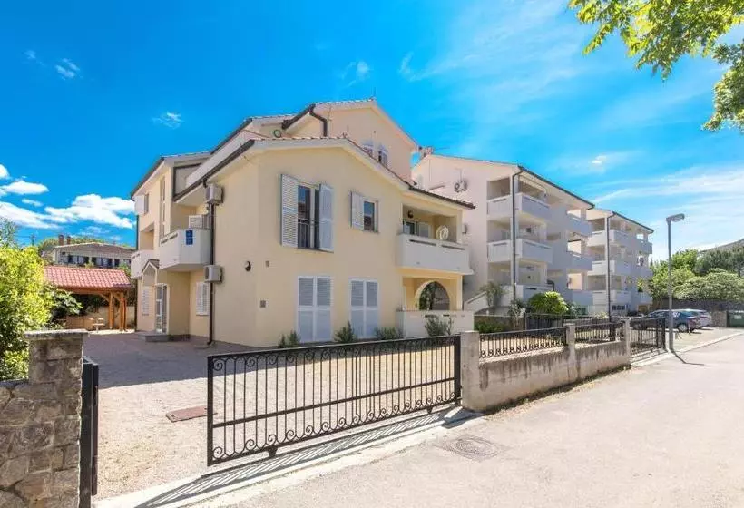 Apartments Nino