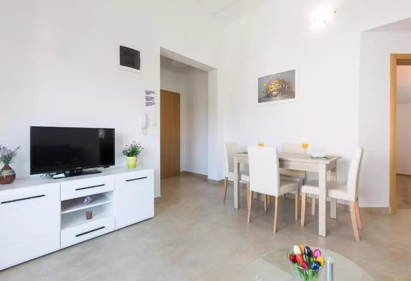 Apartments Nino