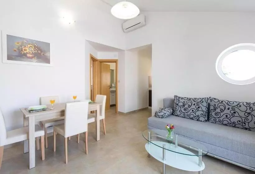 Apartments Nino