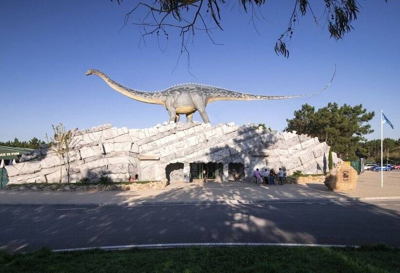 Dino & Beach Villa V3