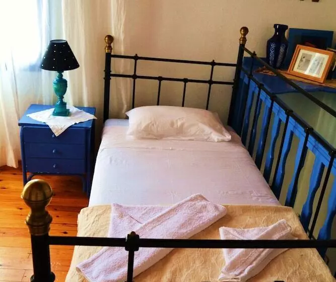 Nisyros Amallos House