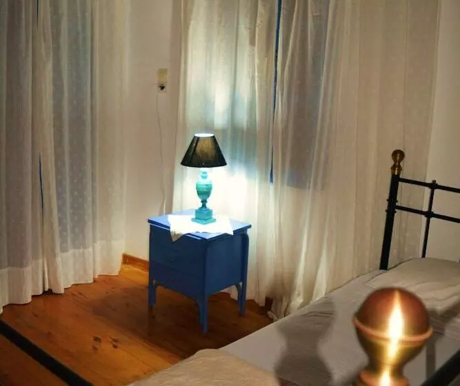 Nisyros Amallos House