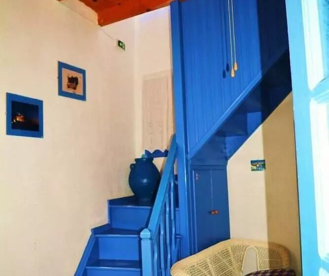 Nisyros Amallos House