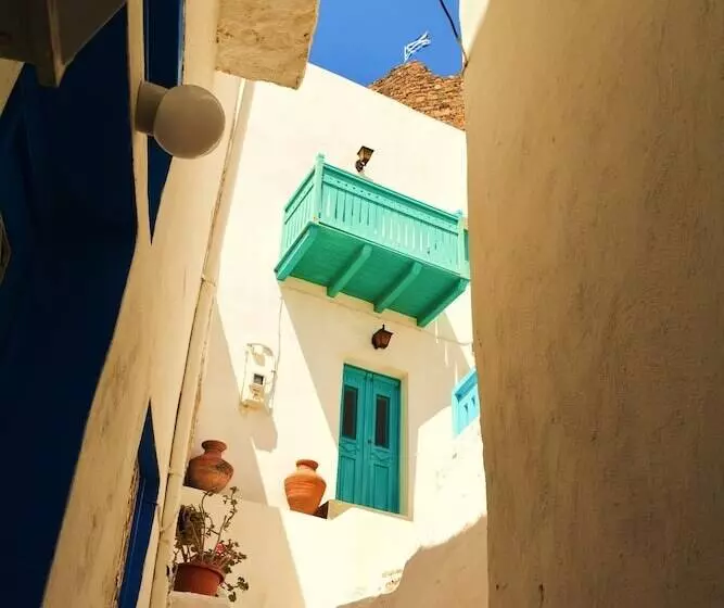 Nisyros Amallos House