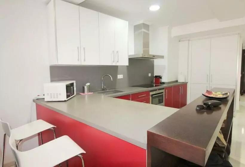 Precioso Apartamento Al Lado De Las Torres De Serrano