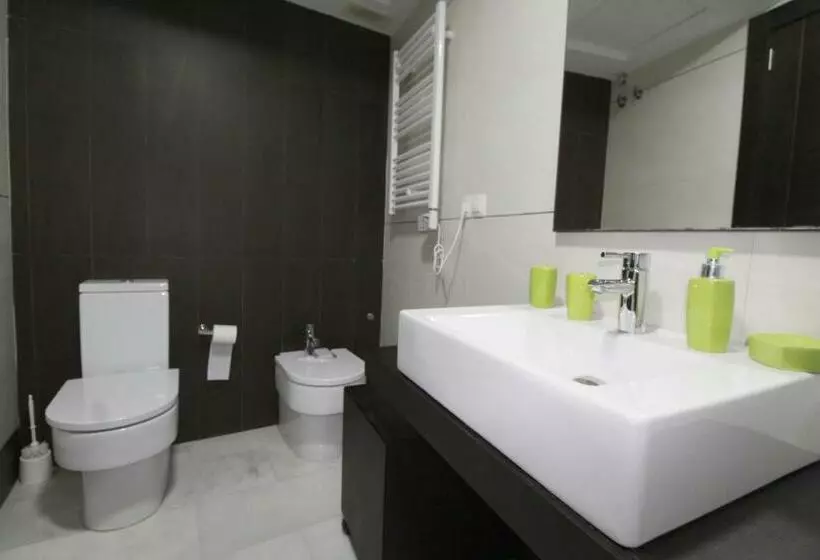 Precioso Apartamento Al Lado De Las Torres De Serrano