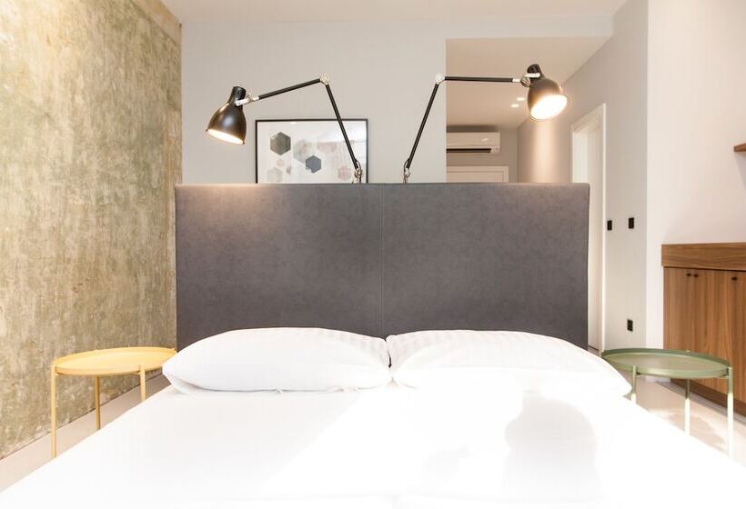 Rooms And Apartments Glossy