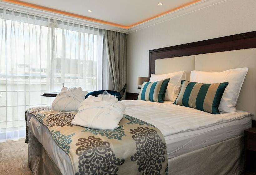 Otel Ships Holland  Ms Charles Dickens