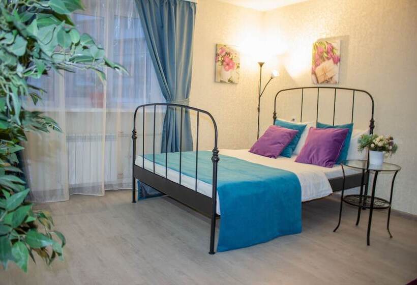 Kvartalapartments. Shaliapina 6