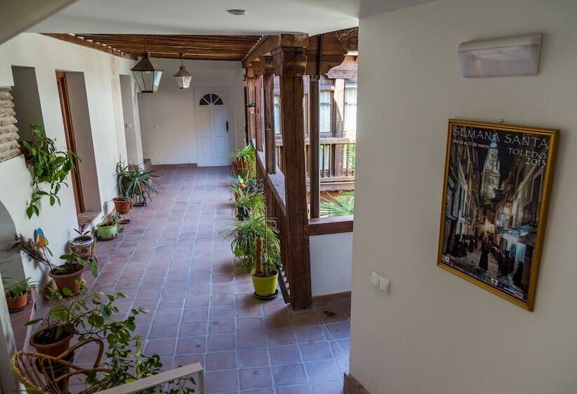 La Casa De Los Infantes By Toledo Ap