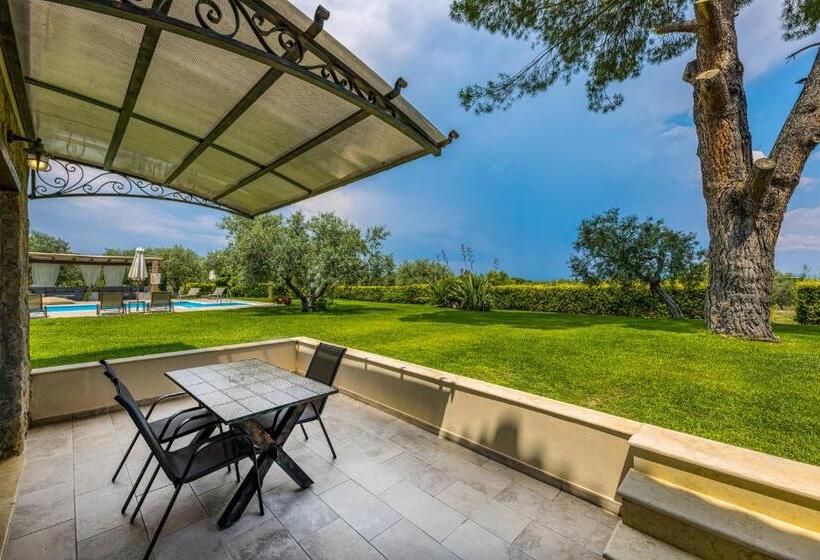 Mediterraneo Luxury Suites Halkidiki