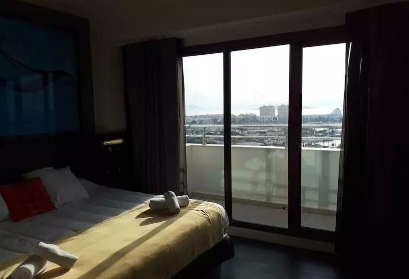 4us La Manga Vip Hote