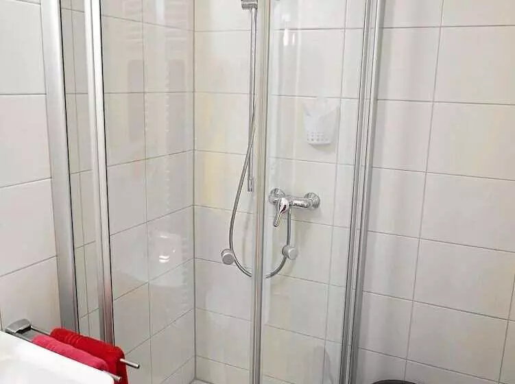 Apartment Im Hügelhaus