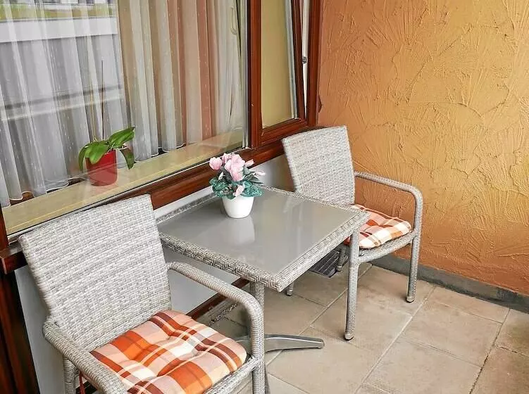 Apartment Im Hügelhaus