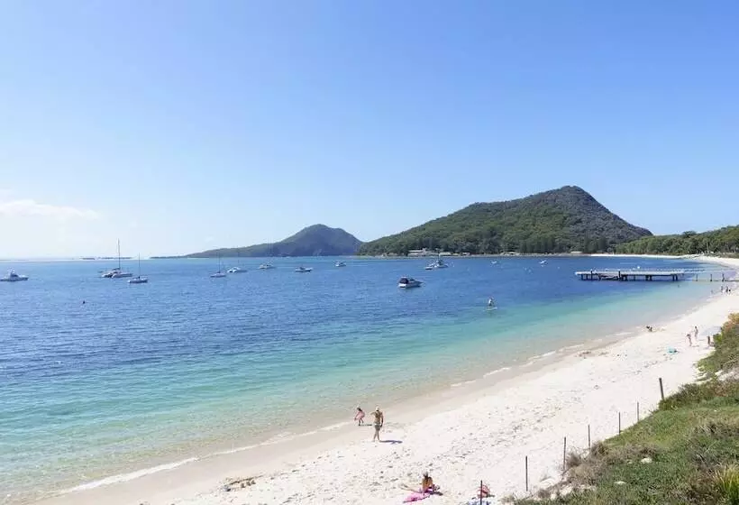 Shoal Bay Views At Shoal Bay