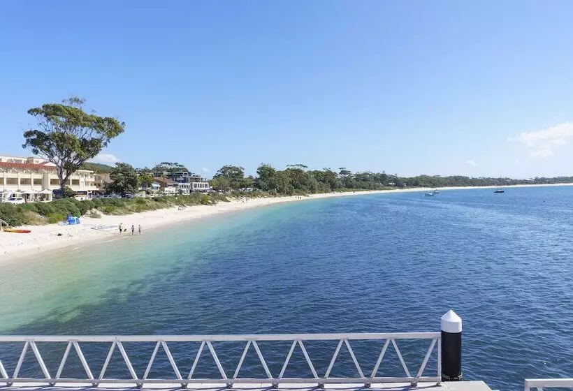 Shoal Bay Views At Shoal Bay