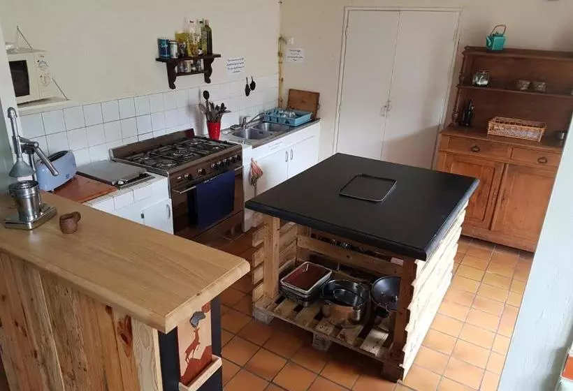 Retkeilymaja Gite Chaneü