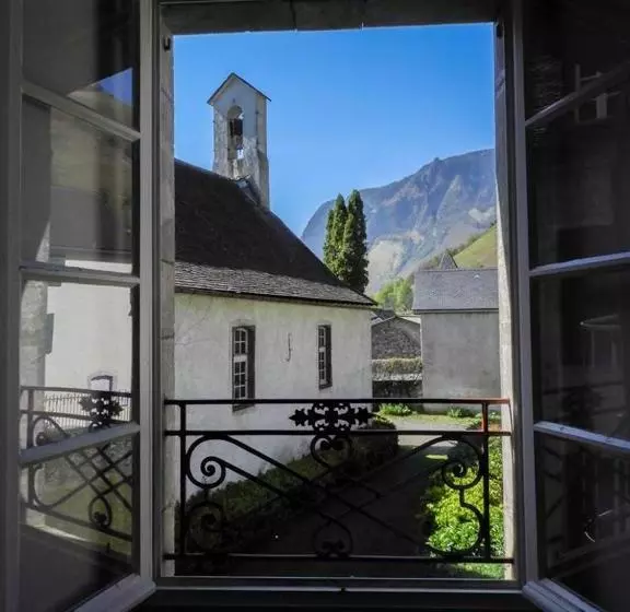 Retkeilymaja Gite Chaneü