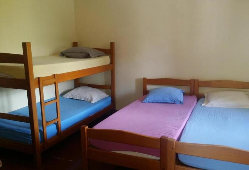 הוסטל Gite Chaneü