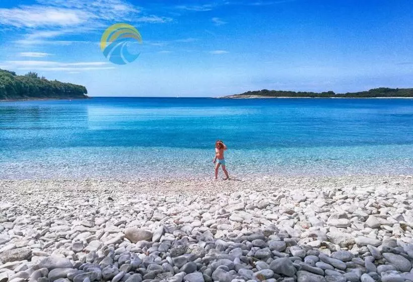 Apartments Biserka 1495