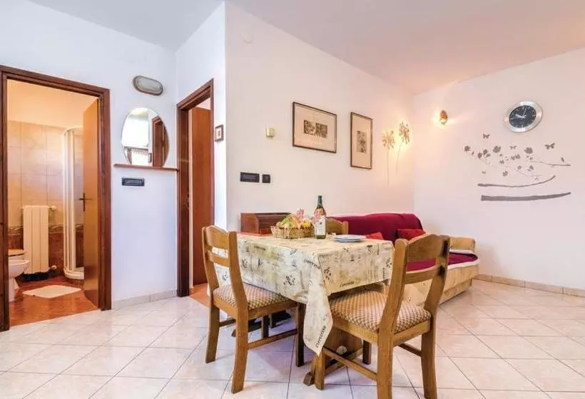 Apartments Biserka 1495