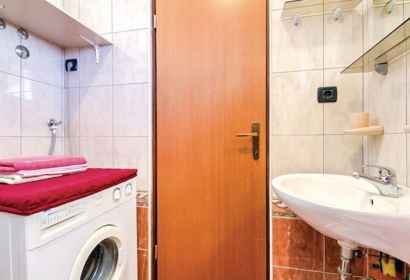 Apartments Biserka 1495