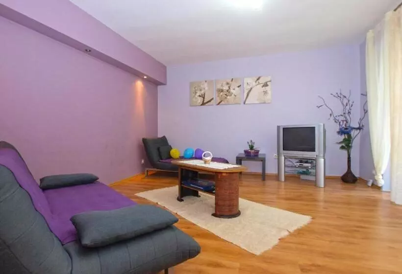 Apartments Nadia 1493