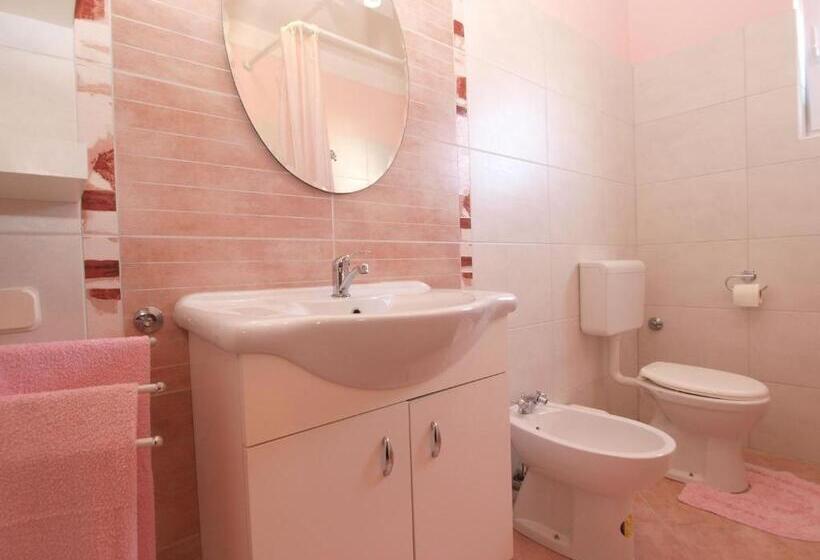 Apartments Nadia 1493