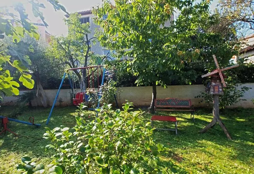 Apartments Nadia 1493