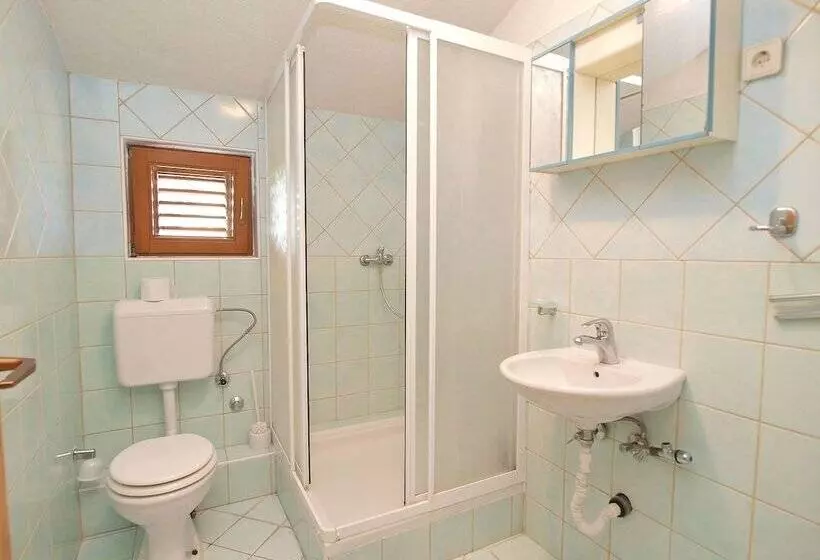 Apartments Orange 709