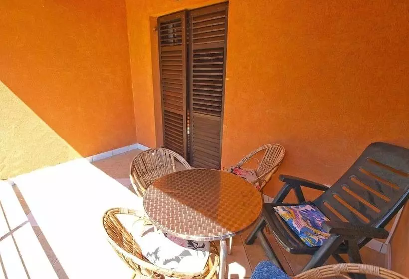 Apartments Orange 709