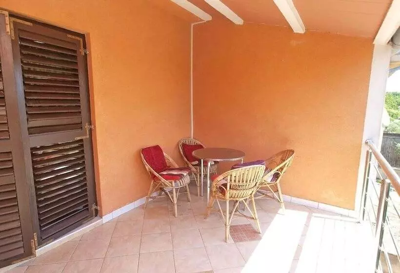Apartments Orange 709