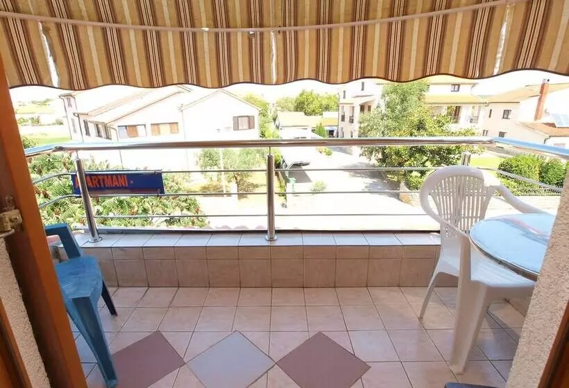 Apartments Orange 709