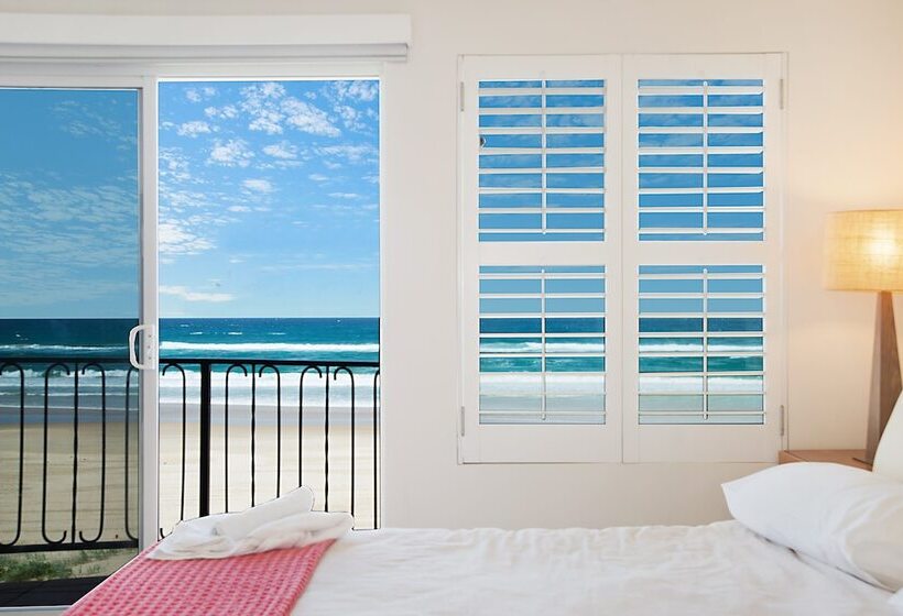 Beachfront Palm Beach Townhouse