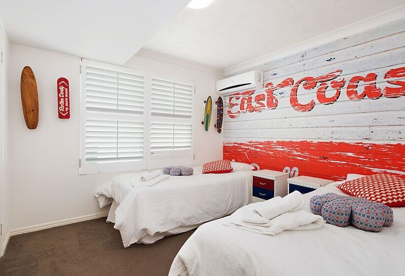 Beachfront Palm Beach Townhouse