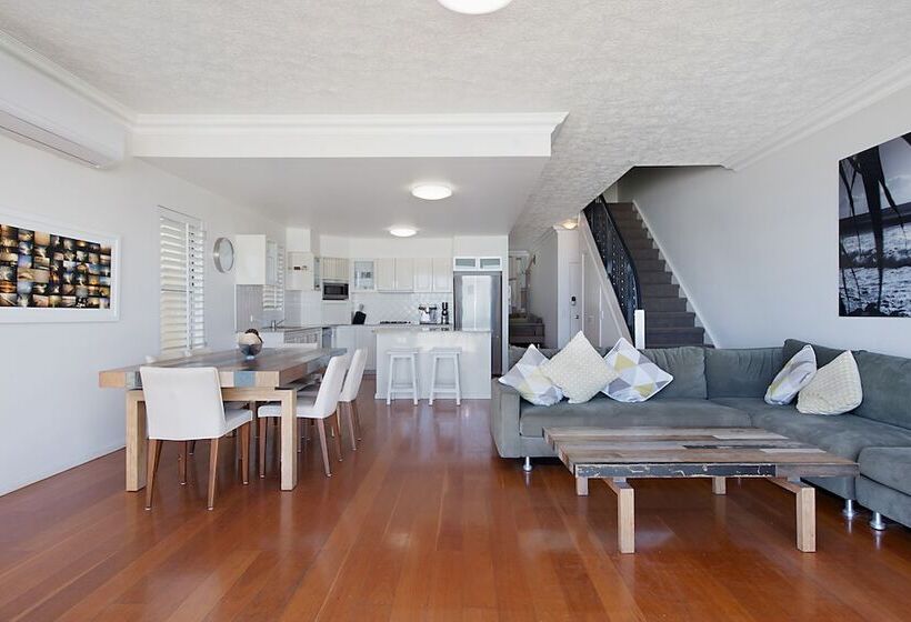 Beachfront Palm Beach Townhouse