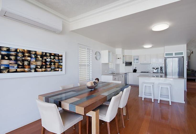 Beachfront Palm Beach Townhouse