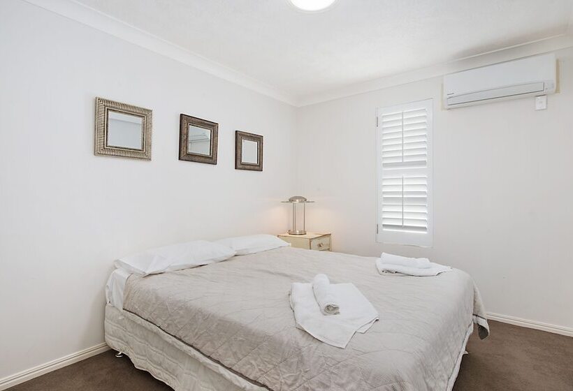 Beachfront Palm Beach Townhouse