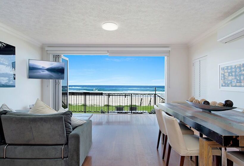 Beachfront Palm Beach Townhouse