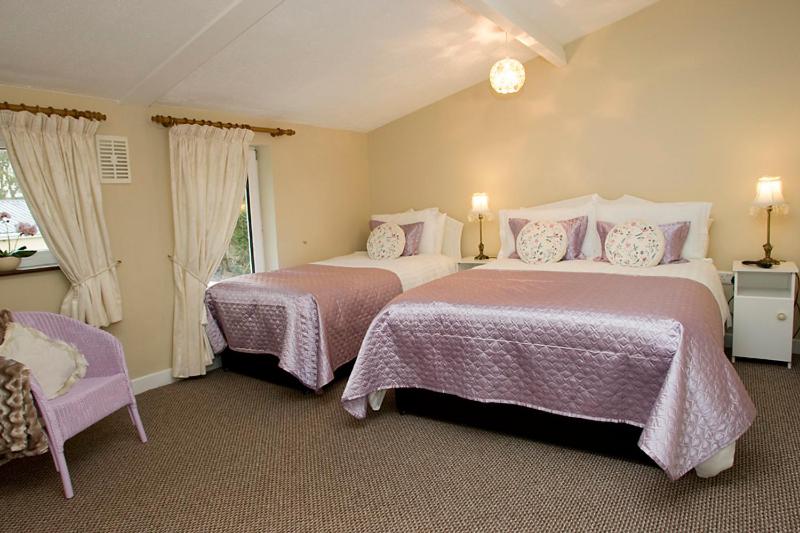 مبيت وإفطار Copperfield House