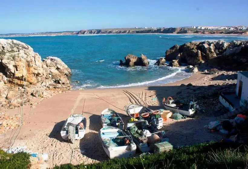 Friendly Peniche Apartment