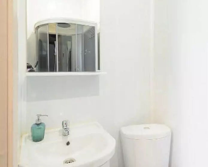 ホテル Apartments On Lebedeva 10v