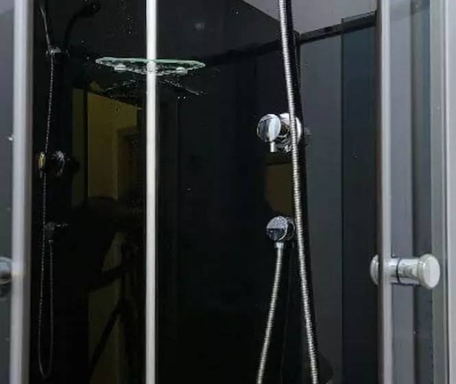 ホテル Apartments On Lebedeva 10v