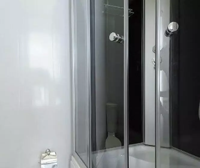 ホテル Apartments On Lebedeva 10v